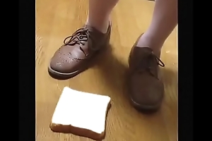 ã€fetishã€‘Bread food crush Sneaker