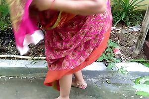 Big Boobs Bhabhi Flashing Pat Filled up with Garden Atop Public Demand