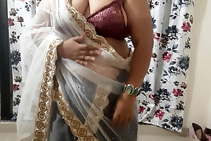 HOT AND NAUGHTY INDIAN BHABHI Watchman on the alert for A PARTY