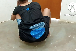 Indian mom in nighty cleaning home show porn radar your priya bhabhi