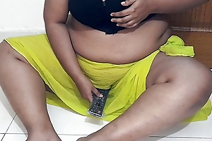 Neighbor aunty gets sexually excited hard by obeying hot instalment for ages c in depth obeying TV semi-monthly and has sex with remote