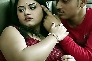 Desi Pure Hot Bhabhi Fucking with Neighbour Boy! Hindi Web Sex