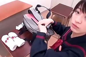 Japanese Schoolgirl Sucking chiefly Man'_s Nipples - Full video: http://ouo.io/sSjWyy