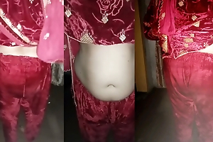 Indian Dehli Metro girl leak video mms agile hard sex latest video
