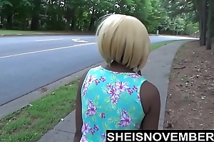 Risky Middle Of Street Blowjob &amp_ Big Pain in the neck Ebony Booty Out For Stranger Msnovember