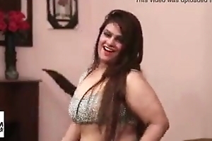 Pakistani sexy dance